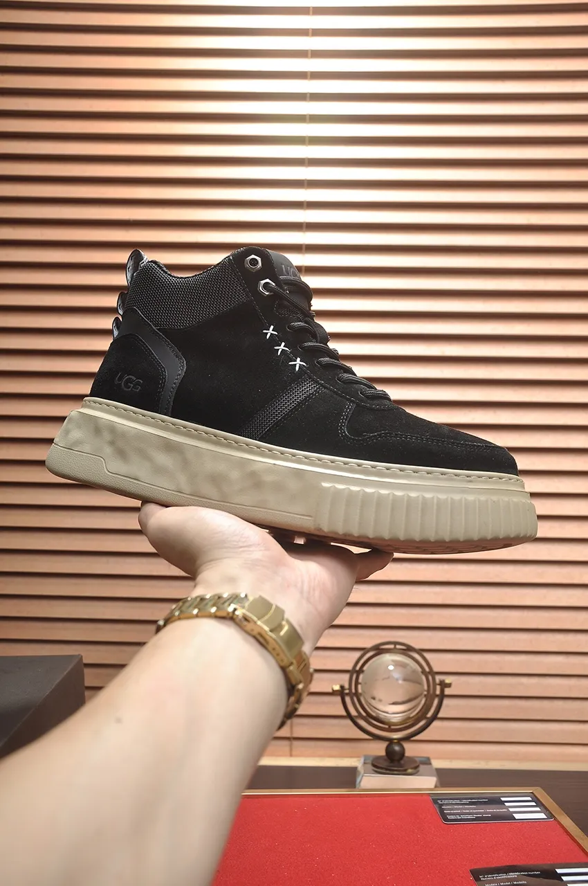 Men's shoes 💰640💶 [UGG] (full wool lining) top-end high-quality fur-in-one warm snow boots from Australia's warm luxury brand men's shoes, UGG-5877 official website synchronized, made of imported cowhide, carefully sewn...Imported rubber foam outsole (comfortable, soft, wear-resistant) The quality is really great...Exquisite workmanship, you can't put it down at first sight, available in sizes 39-44